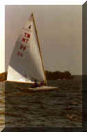 sailing.jpg (20143 bytes)
