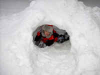 jack in igloo.jpg (20986 bytes)